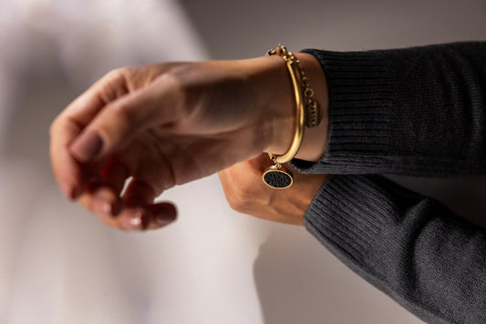 Women's  Bracelet bangle black